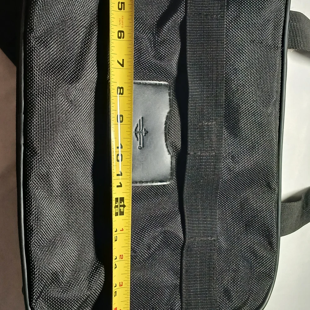 Dockers Black Men’s Laptop Messenger Bag with Shoulder Pad